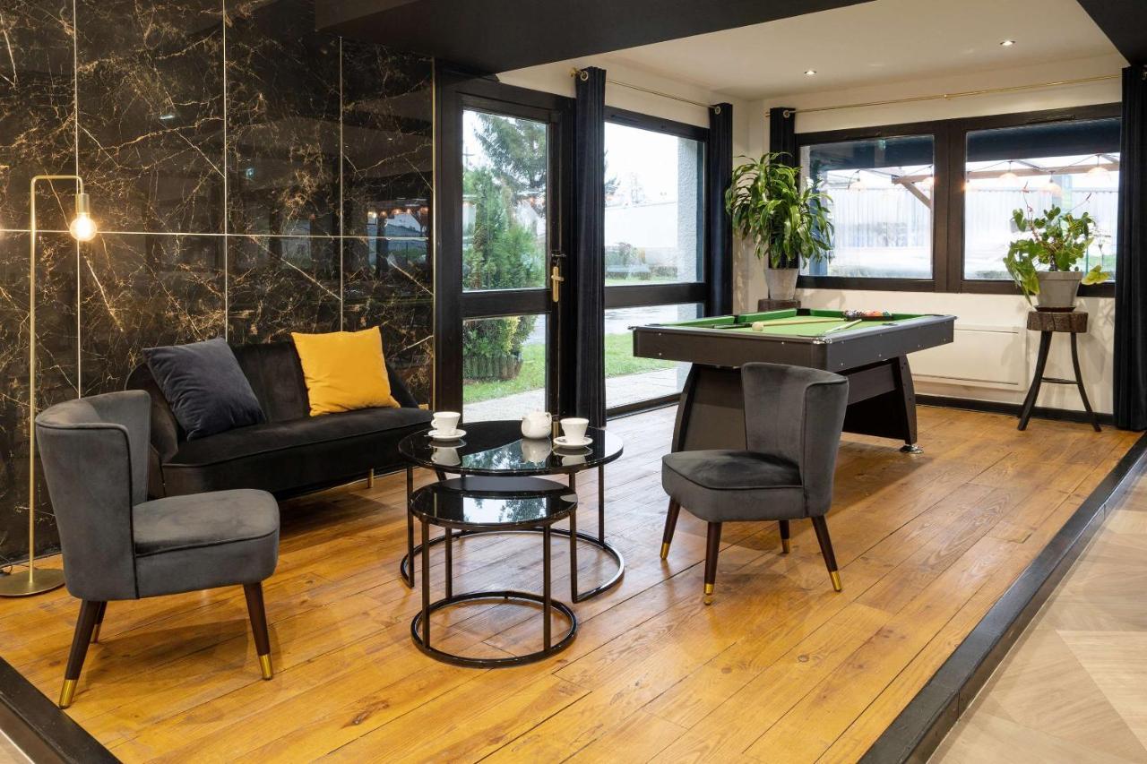 Sure Hotel By Best Western Rouvignies Valenciennes Exterior photo