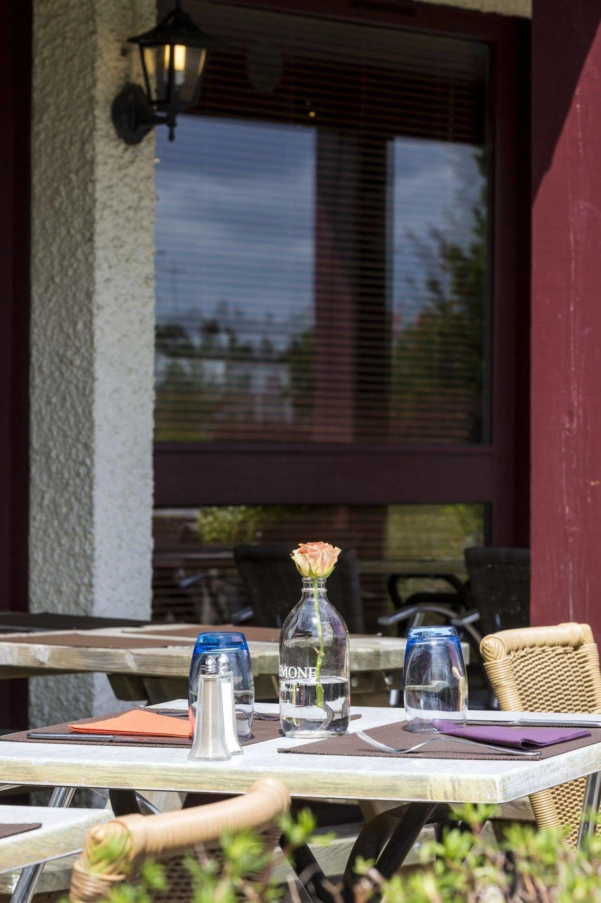 Sure Hotel By Best Western Rouvignies Valenciennes Exterior photo